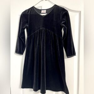 Hanna Andersson Black Velvet Look Girls Dress size 110 EU 4-6yrs US Excellent
